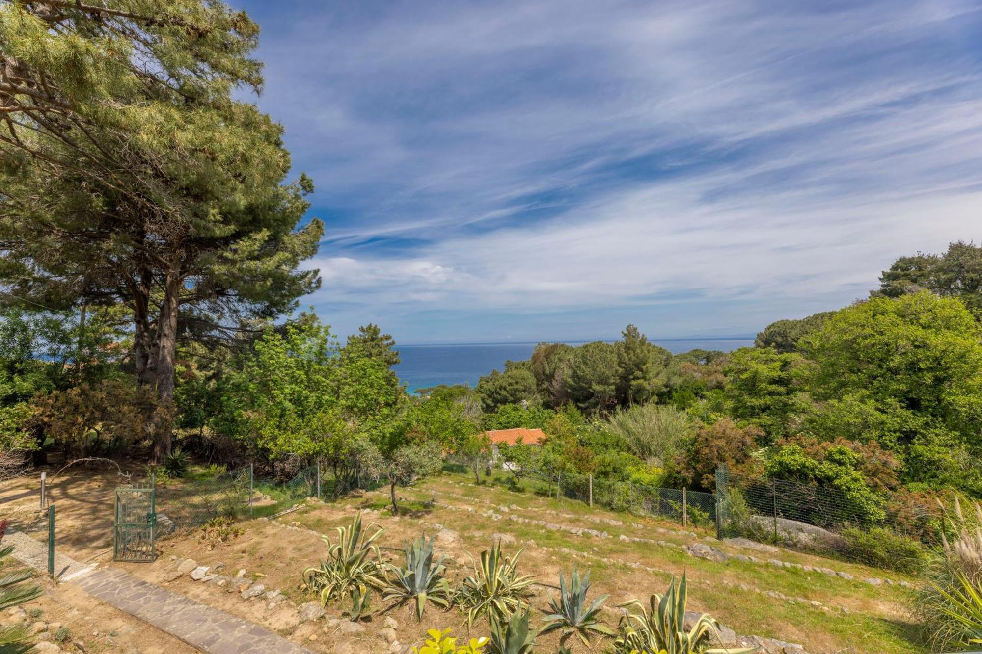 Casa Panoramica Bouganville SantʼAndrea Exterior foto